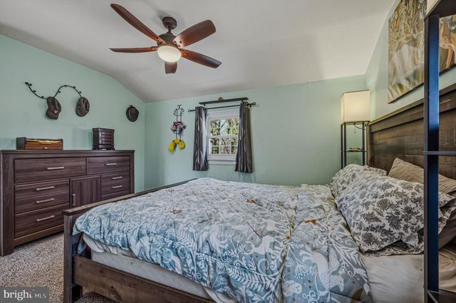 106 N DILLWYN RD, Newark, DE 19711