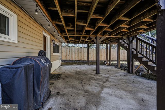 106 N DILLWYN RD, Newark, DE 19711