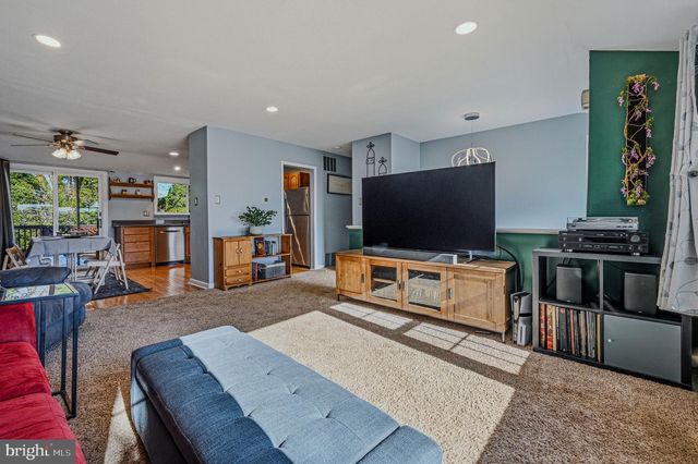 106 N DILLWYN RD, Newark, DE 19711