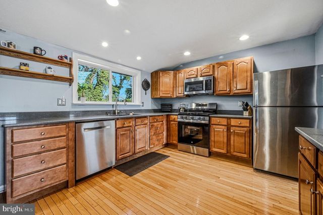 106 N DILLWYN RD, Newark, DE 19711