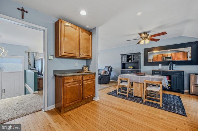 106 N DILLWYN RD, Newark, DE 19711