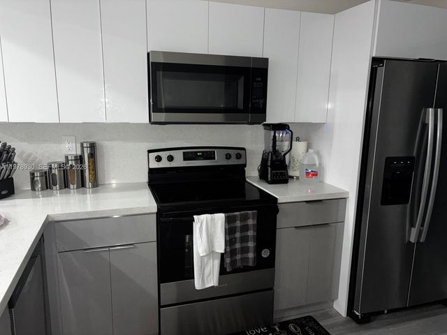 8036 NW 41st Ct 8036, Sunrise, FL 33351