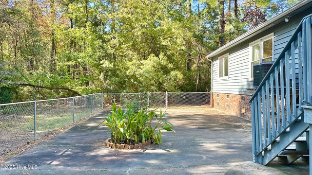 708 Mistique Court, New Bern, NC 28560