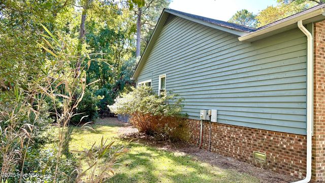 708 Mistique Court, New Bern, NC 28560