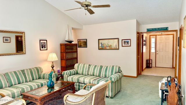 708 Mistique Court, New Bern, NC 28560