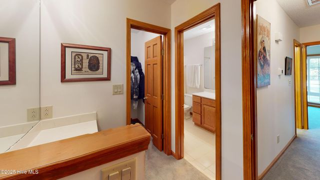 708 Mistique Court, New Bern, NC 28560