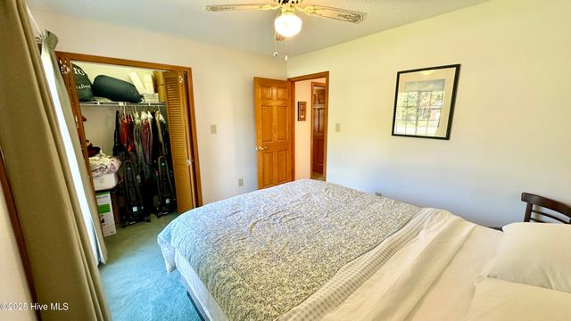 708 Mistique Court, New Bern, NC 28560