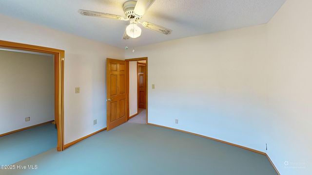 708 Mistique Court, New Bern, NC 28560