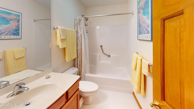 708 Mistique Court, New Bern, NC 28560