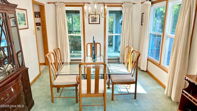 708 Mistique Court, New Bern, NC 28560