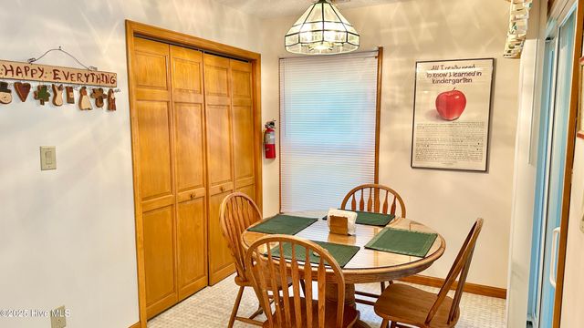 708 Mistique Court, New Bern, NC 28560