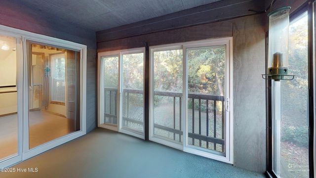 708 Mistique Court, New Bern, NC 28560