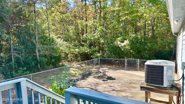 708 Mistique Court, New Bern, NC 28560
