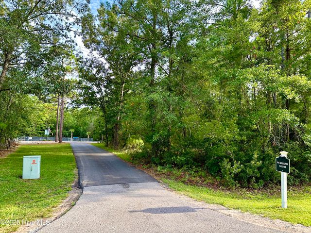 708 Mistique Court, New Bern, NC 28560