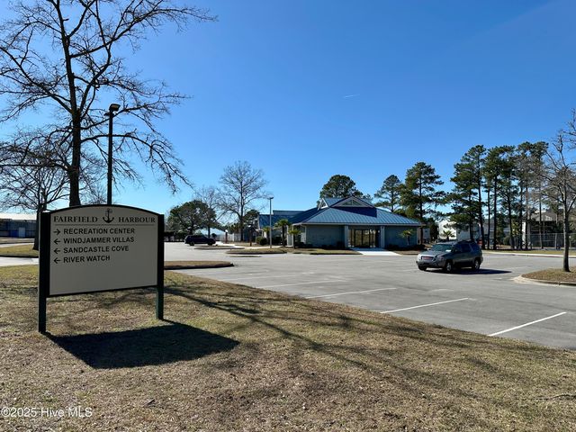 708 Mistique Court, New Bern, NC 28560