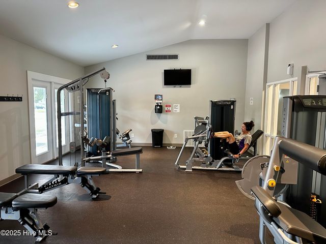 708 Mistique Court, New Bern, NC 28560