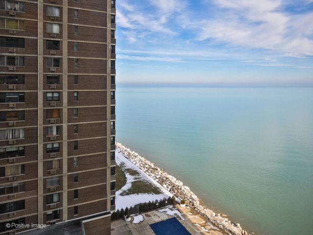 6301 N Sheridan Road 14-O, Chicago, IL 60660