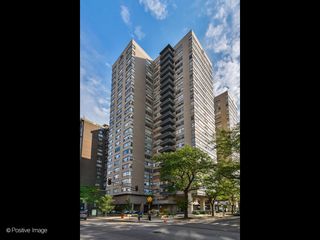 6301 N Sheridan Road 14-O, Chicago, IL 60660