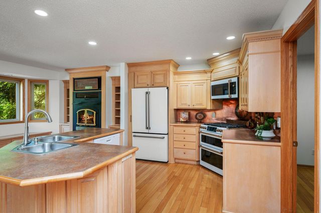 2015 Upton Avenue S, Minneapolis, MN 55405