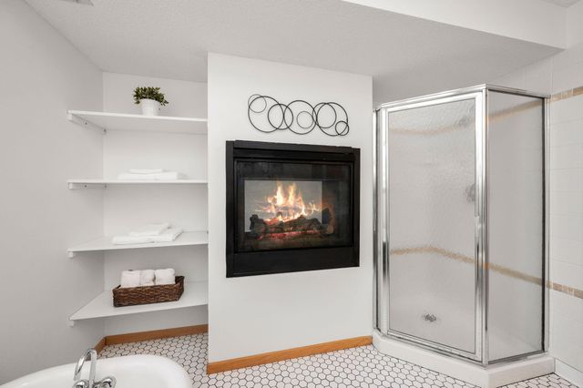 2015 Upton Avenue S, Minneapolis, MN 55405