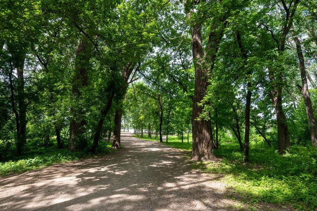 2015 Upton Avenue S, Minneapolis, MN 55405