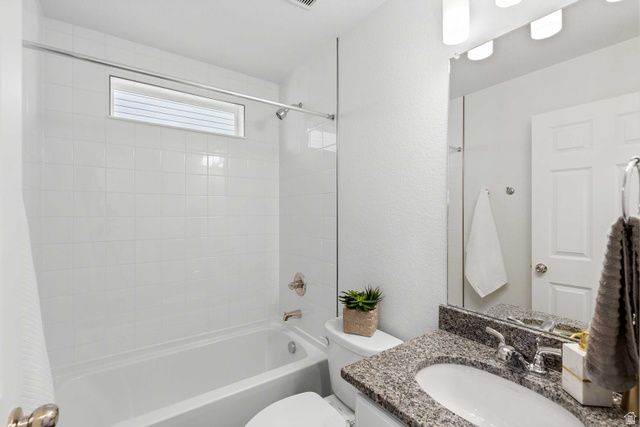 55 N JORDON RIVER WAY, Saratoga Springs, UT 84045