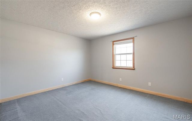 14395 Torpedo Drive, St Robert, MO 65584