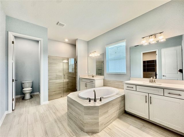 19227 SCALLOP LOOP, Lakewood Ranch, FL 34211