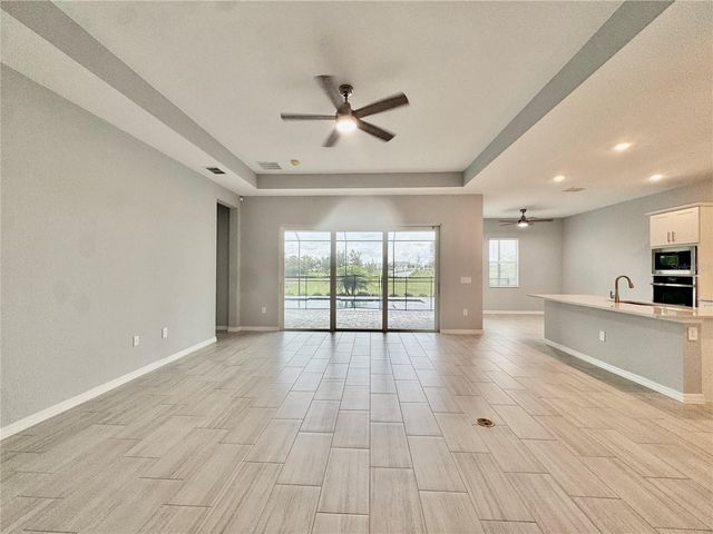 19227 SCALLOP LOOP, Lakewood Ranch, FL 34211