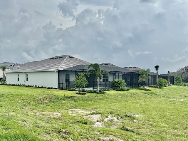 19227 SCALLOP LOOP, Lakewood Ranch, FL 34211
