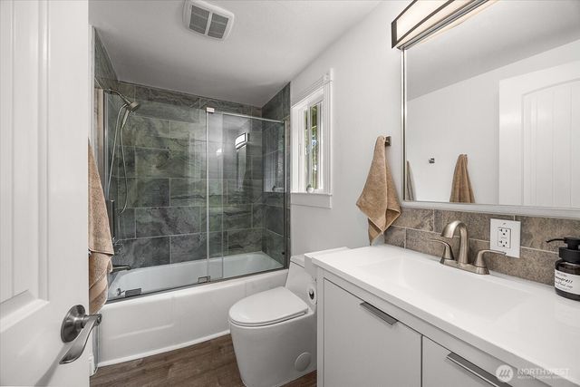 5333 Bercot Road, Freeland, WA 98249