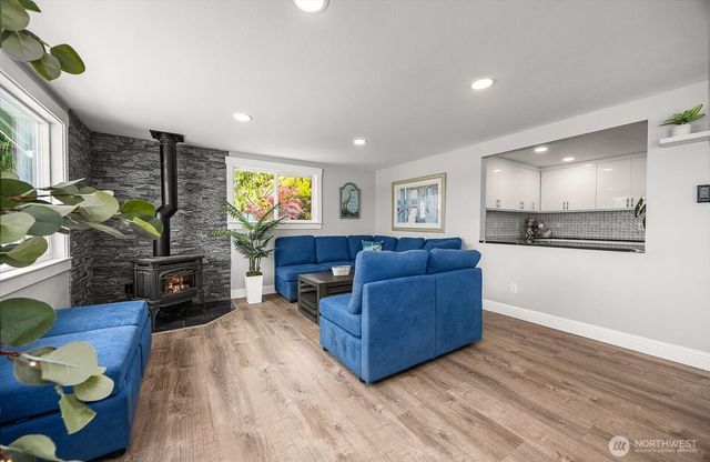 5333 Bercot Road, Freeland, WA 98249
