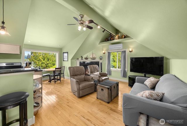 5333 Bercot Road, Freeland, WA 98249