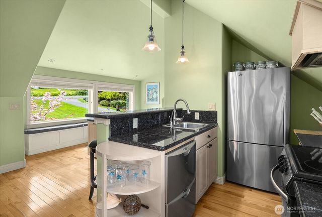 5333 Bercot Road, Freeland, WA 98249