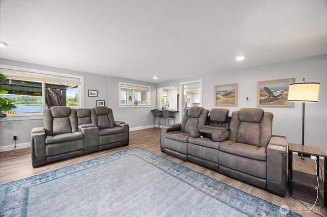 5333 Bercot Road, Freeland, WA 98249