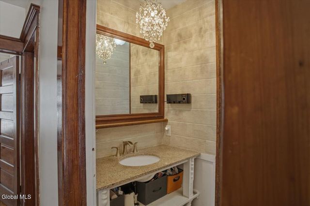 5 Morgan Terrace, Castleton-on-hudson, NY 12033