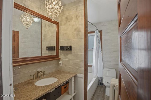 5 Morgan Terrace, Castleton-on-hudson, NY 12033