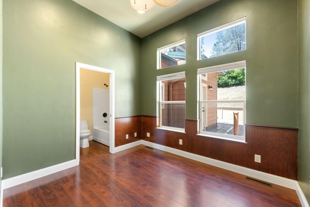 12455 Hallwood Pl, Grass Valley, CA 95949