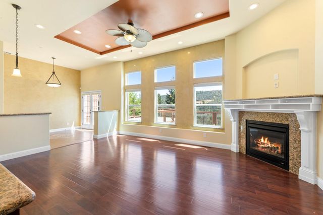 12455 Hallwood Pl, Grass Valley, CA 95949