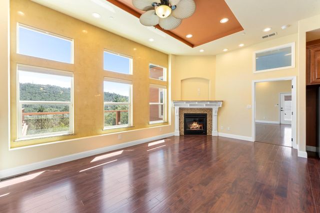 12455 Hallwood Pl, Grass Valley, CA 95949