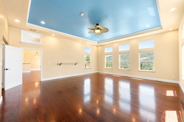 12455 Hallwood Pl, Grass Valley, CA 95949