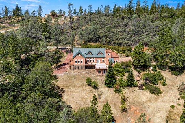 12455 Hallwood Pl, Grass Valley, CA 95949