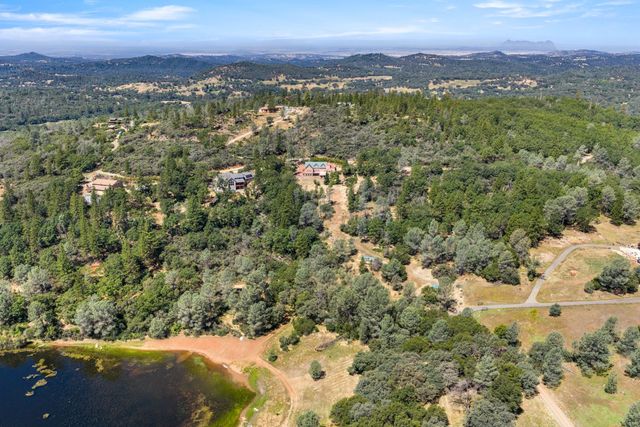 12455 Hallwood Pl, Grass Valley, CA 95949