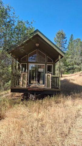 12455 Hallwood Pl, Grass Valley, CA 95949