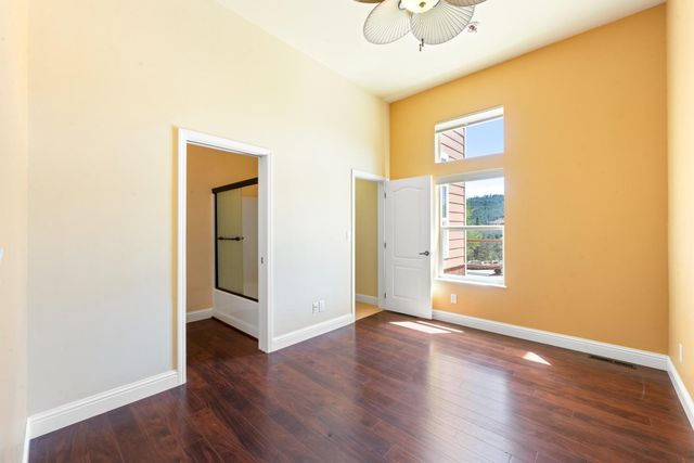 12455 Hallwood Pl, Grass Valley, CA 95949