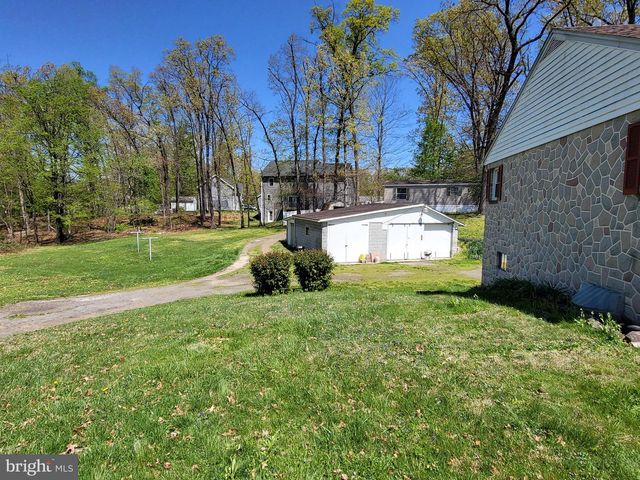 1859-1861 LEAFMORE RD, Chambersburg, PA 17202