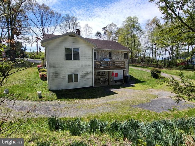 1859-1861 LEAFMORE RD, Chambersburg, PA 17202