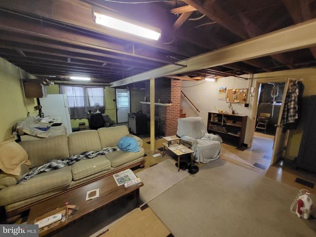 1859-1861 LEAFMORE RD, Chambersburg, PA 17202