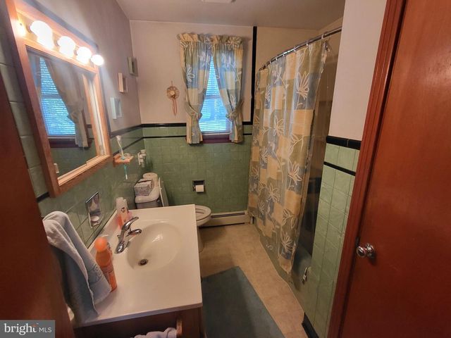 1859-1861 LEAFMORE RD, Chambersburg, PA 17202