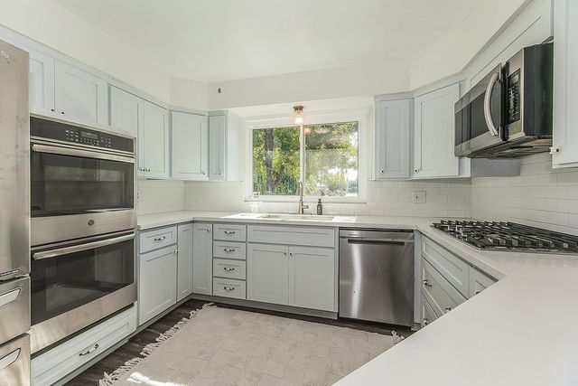 1895 Dennis Avenue, Clovis, CA 93611